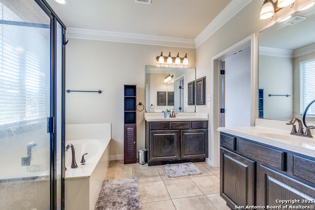 Listing photo id 20 for 734 Teatro  