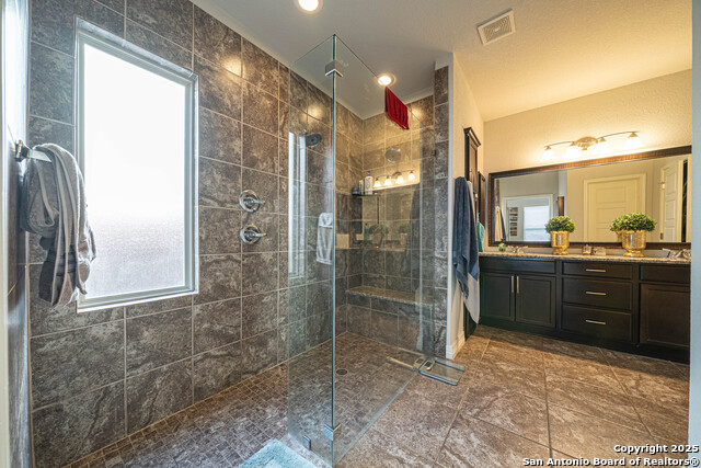 Image 19 of 37 For 8923 Monument Parke