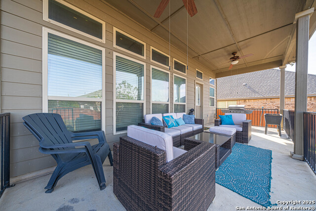 Image 33 of 37 For 8923 Monument Parke