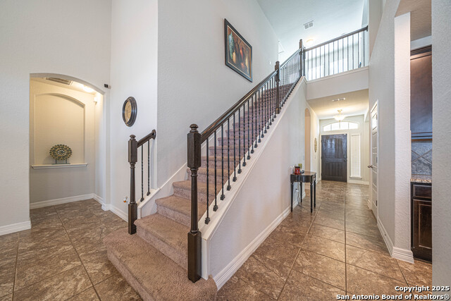 Image 4 of 37 For 8923 Monument Parke