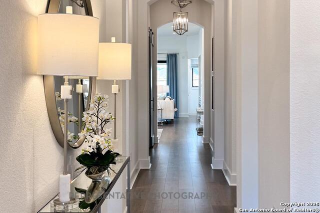 Listing photo id 24 for 2516 High Ground