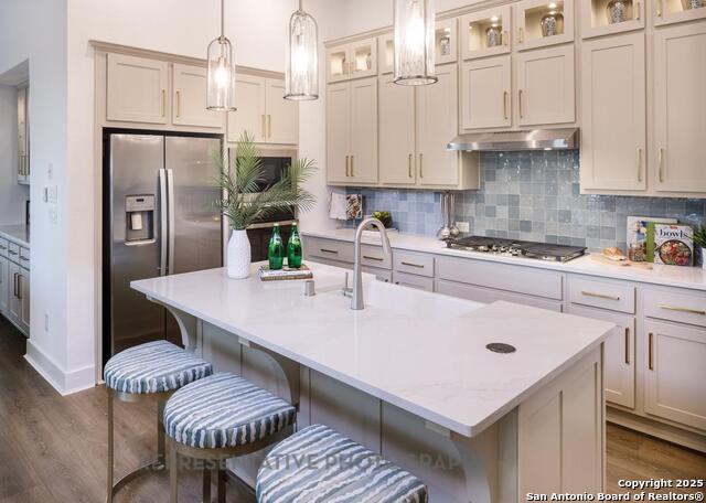 Listing photo id 2 for 2516 High Ground