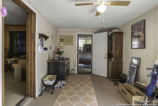 Listing photo id 15 for 1322 Kendalia