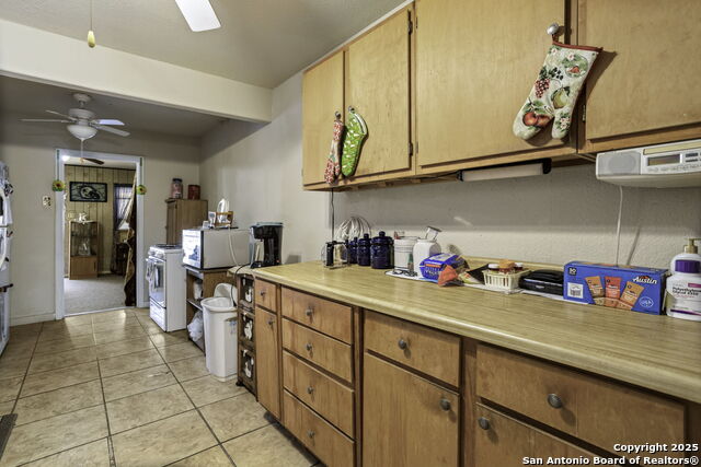 Listing photo id 7 for 1322 Kendalia