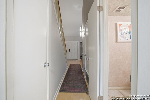 Image 10 of 37 For 7123 Thrush View  35