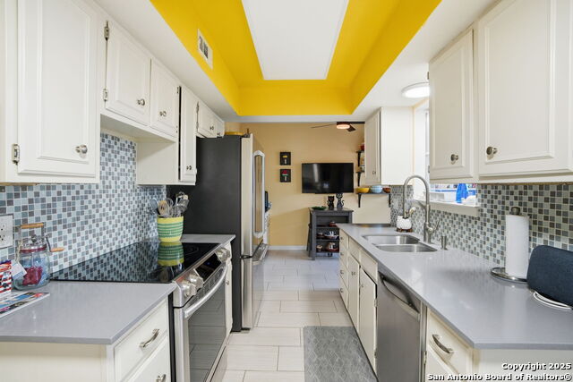 Image 11 of 37 For 7123 Thrush View  35