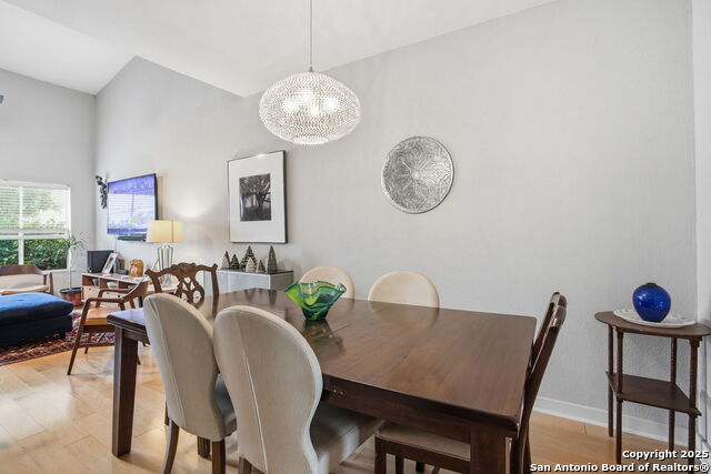 Image 16 of 37 For 7123 Thrush View  35