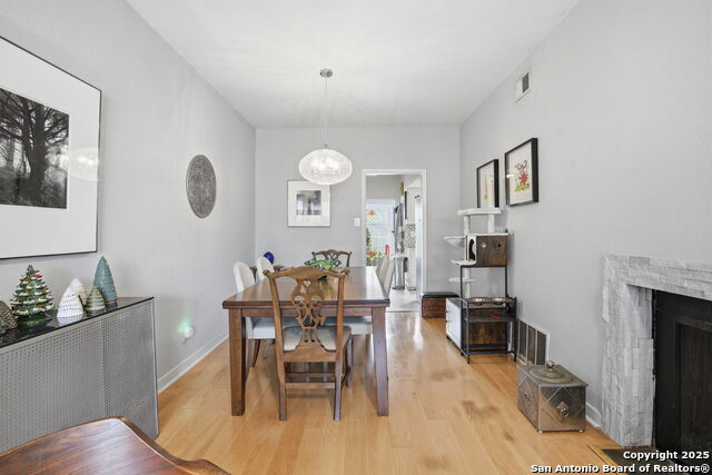 Image 17 of 37 For 7123 Thrush View  35