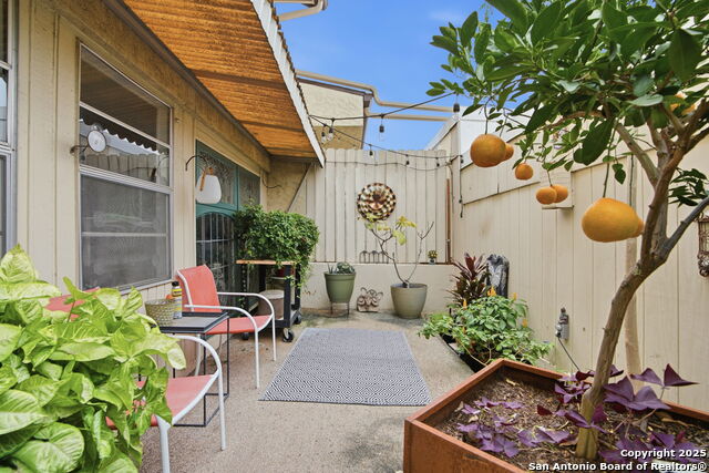 Image 33 of 37 For 7123 Thrush View  35