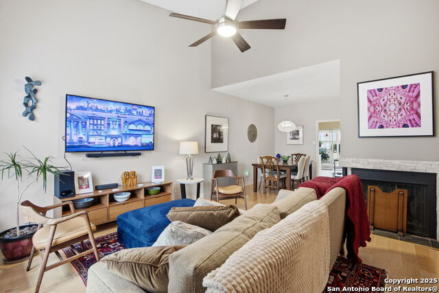 Image 5 of 37 For 7123 Thrush View  35