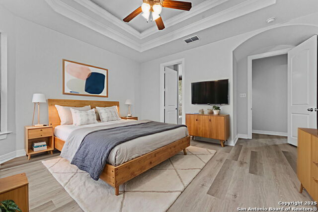 Image 10 of 29 For 2213 Small Town