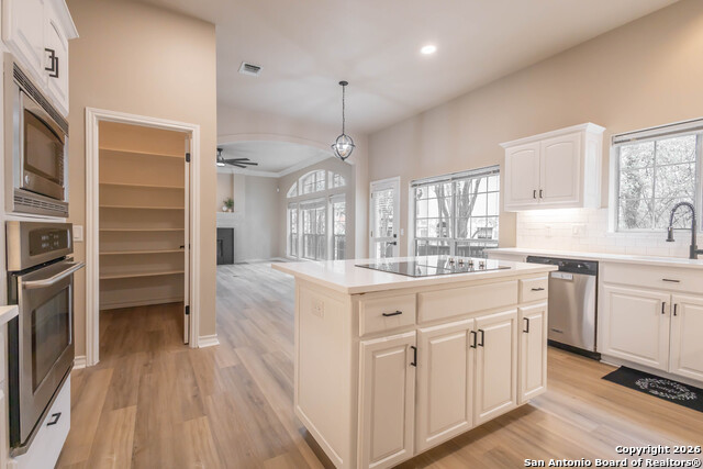 Image 17 of 53 For 18202 Crystal Ridge