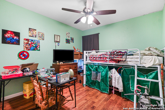 Image 9 of 20 For 4918 Dare Ln