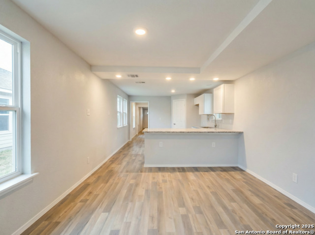 Image 4 of 10 For 631 Potomac  