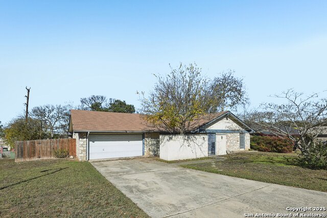 Details for 8203 Phoenix, Universal City, TX 78148
