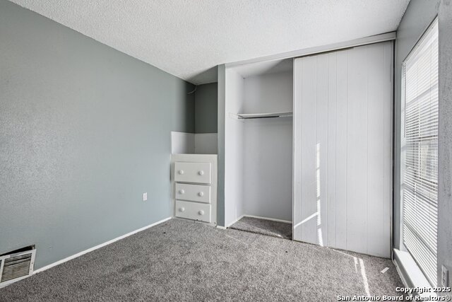 Listing photo id 28 for 8203 Phoenix