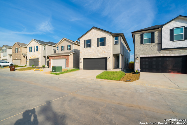 Image 2 of 23 For 14839 Vance Jackson N 1502