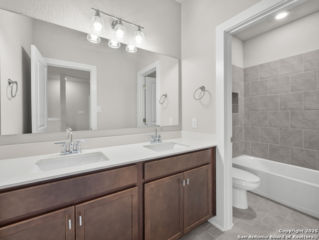 Image 9 of 11 For 7035 Comanche Cave