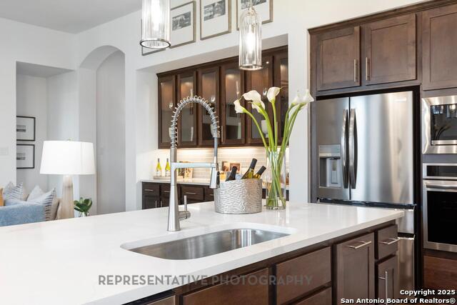 Listing photo id 6 for 12315 Fort Anderson