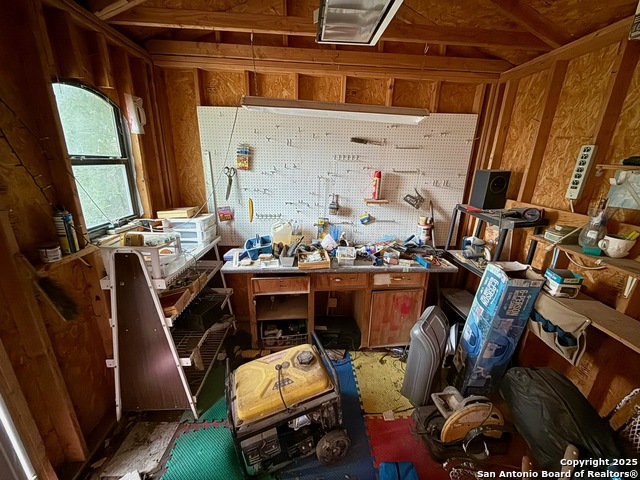 Image 24 of 27 For 215 Academy W