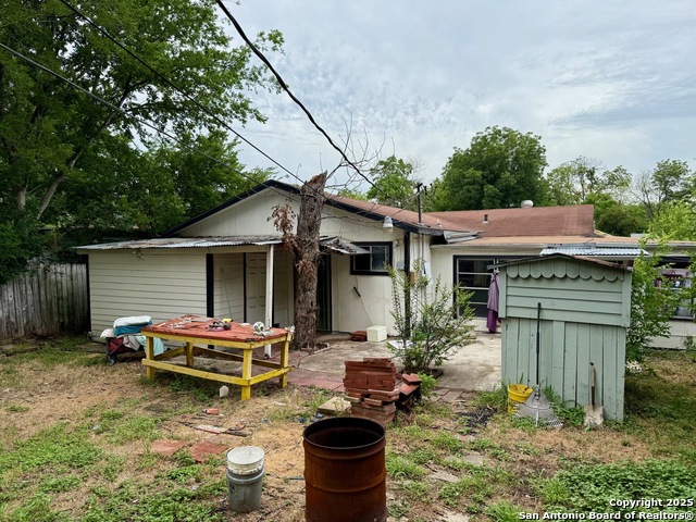 Image 27 of 27 For 215 Academy W