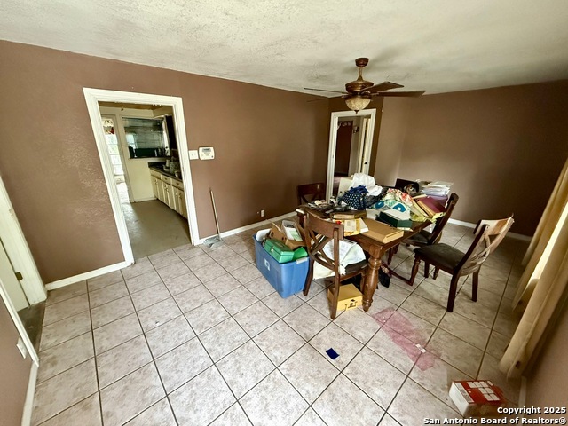 Image 5 of 27 For 215 Academy W