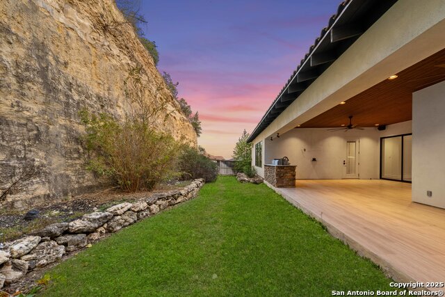 Image 38 of 42 For 7107 Bella Bluff