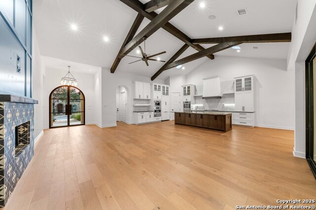 Image 5 of 42 For 7107 Bella Bluff