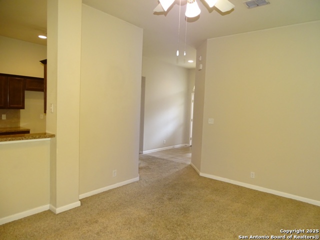 Listing photo id 2 for 3317 Orth  