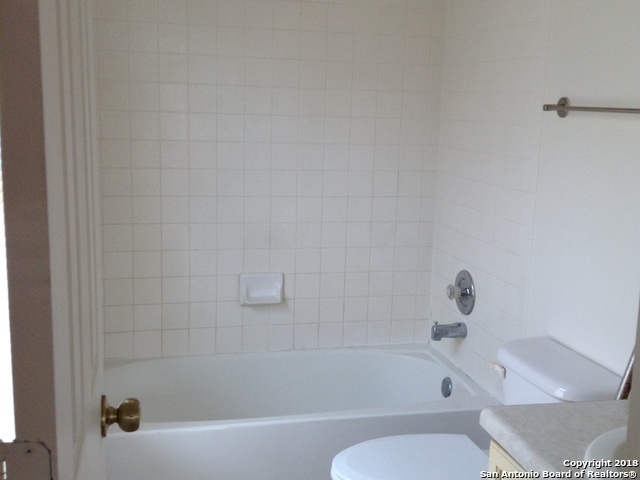 Image 22 of 23 For 8926 Breezefield