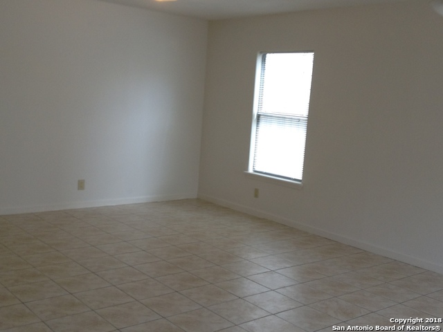 Image 5 of 23 For 8926 Breezefield