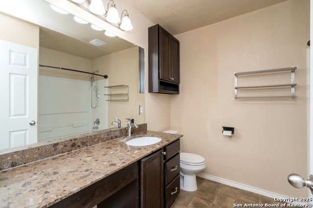 Image 34 of 44 For 133 Hinge Chase