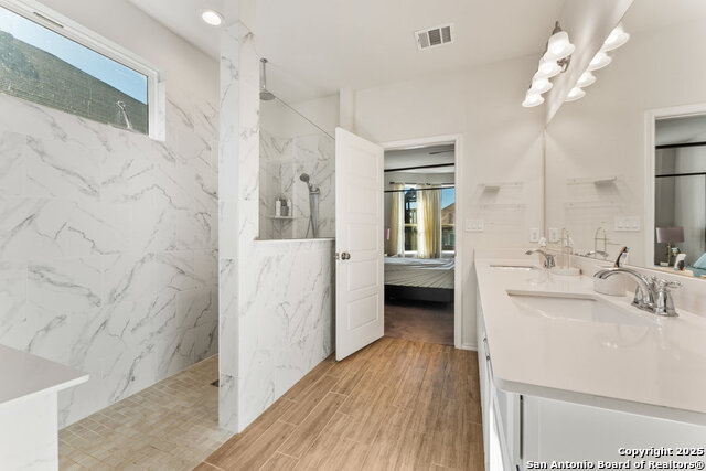 Listing photo id 21 for 27333 Pollock Pl