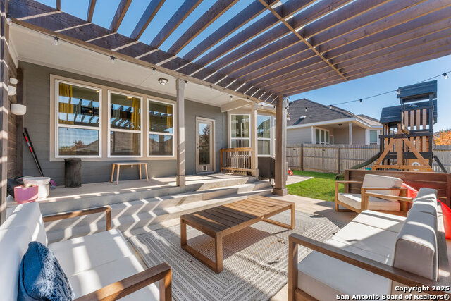 Listing photo id 28 for 27333 Pollock Pl