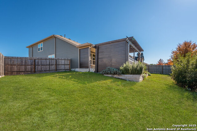 Listing photo id 31 for 27333 Pollock Pl