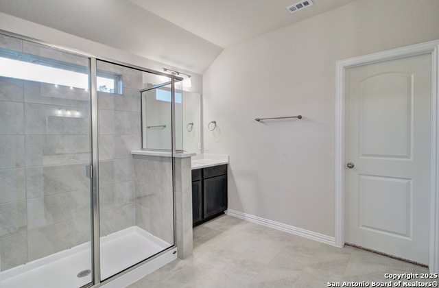 Listing photo id 23 for 836 Little Pebble