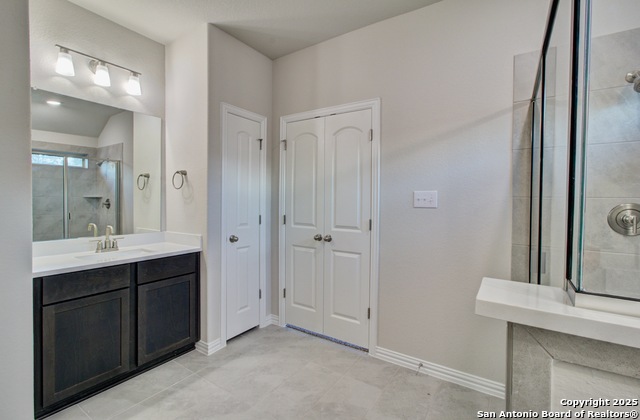 Listing photo id 24 for 836 Little Pebble