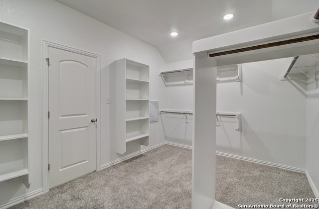 Listing photo id 26 for 836 Little Pebble