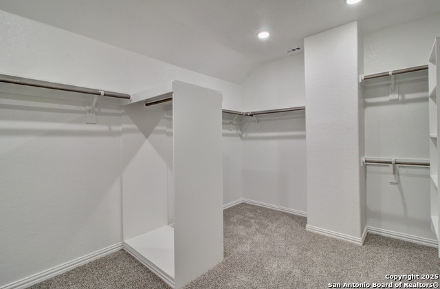 Listing photo id 27 for 836 Little Pebble