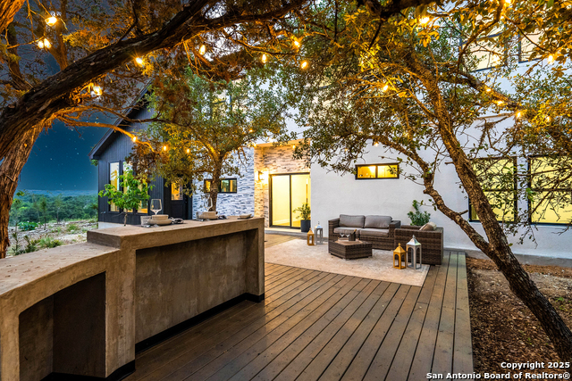 Image 16 of 18 For 708 Backdrop