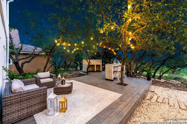 Image 17 of 18 For 708 Backdrop