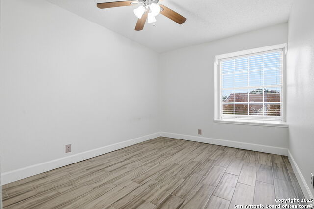 Image 23 of 33 For 7442 Tall Cedar