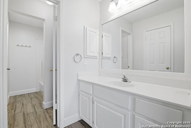 Image 25 of 33 For 7442 Tall Cedar