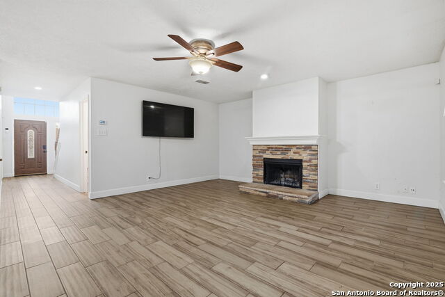 Image 5 of 33 For 7442 Tall Cedar