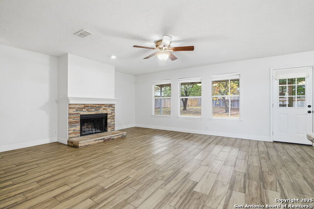 Image 6 of 33 For 7442 Tall Cedar