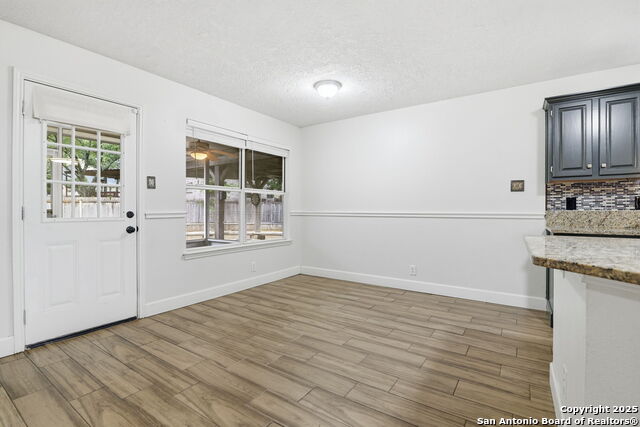 Image 8 of 33 For 7442 Tall Cedar