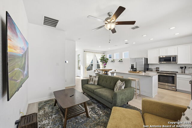 Image 5 of 15 For 2167 Hofstaat  # 66