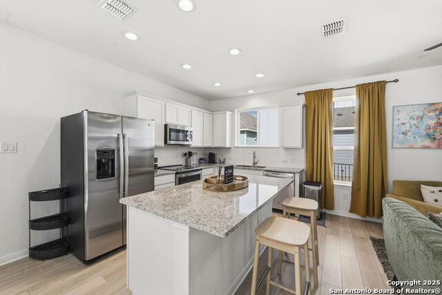 Image 8 of 15 For 2167 Hofstaat  # 66