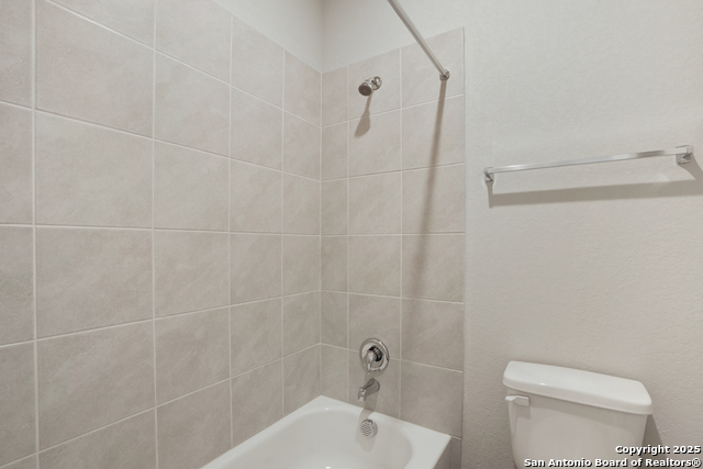 Listing photo id 18 for 5711 Agate Circle