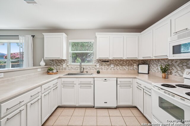 Image 11 of 42 For 614 Granite Cliff